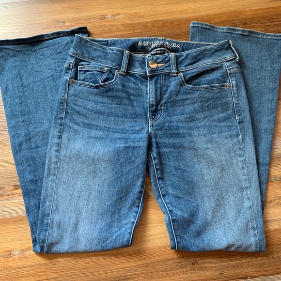 SOLD M American Eagle Jeans - Picture 3 of 5